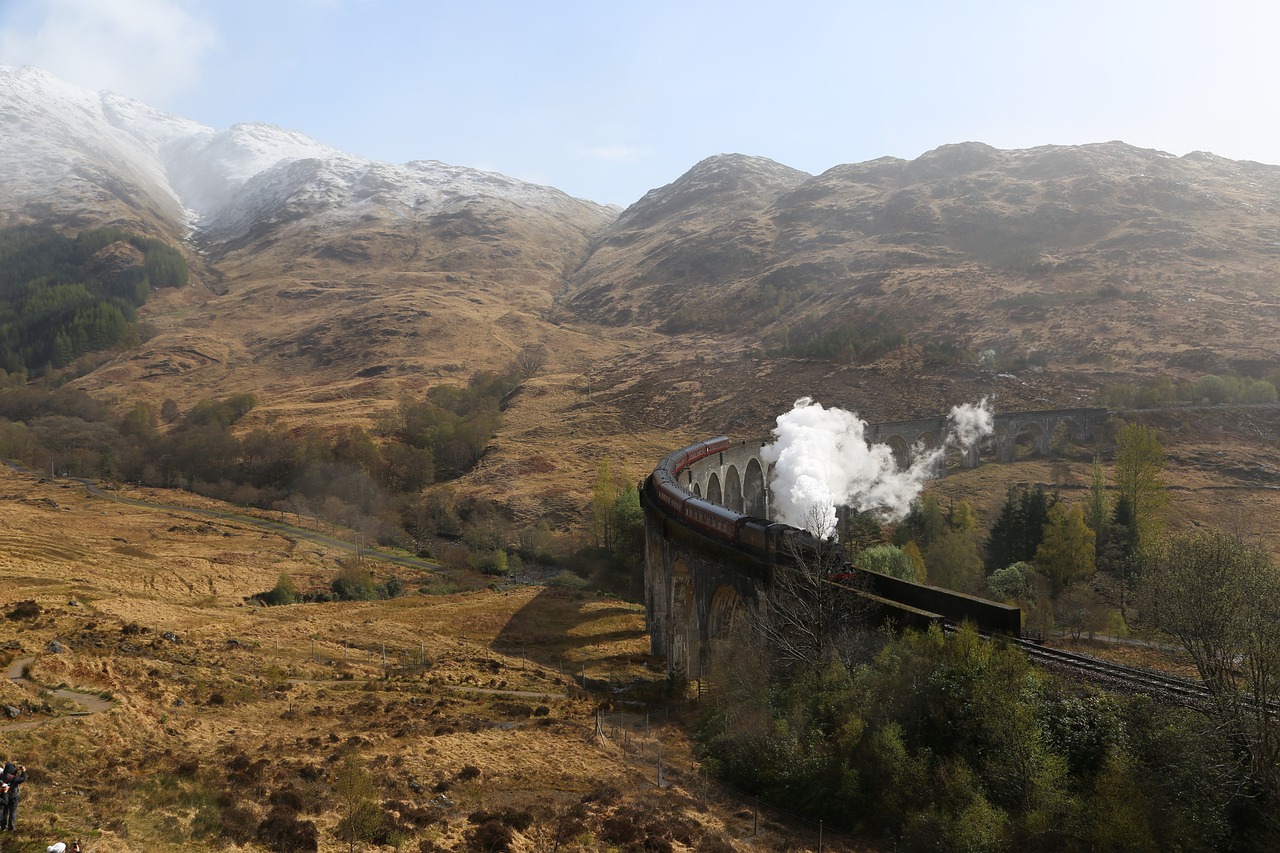 train, bridge, mountains-4314049.jpg